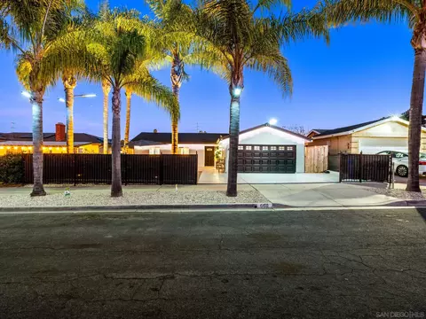 Exterior - 662 Michael St, Oceanside, CA 92057 photo 9 of 18