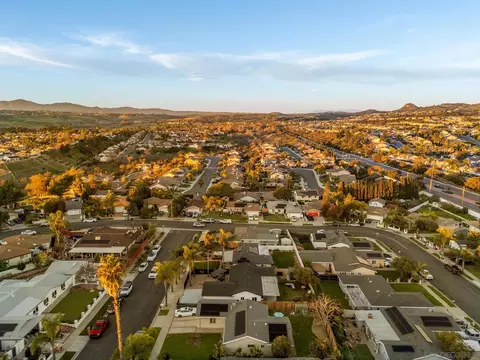 View/Area - 662 Michael St, Oceanside, CA 92057 photo 5 of 13