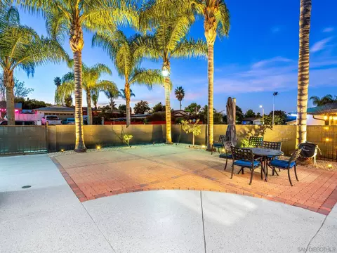 Exterior - 662 Michael St, Oceanside, CA 92057 photo 12 of 18