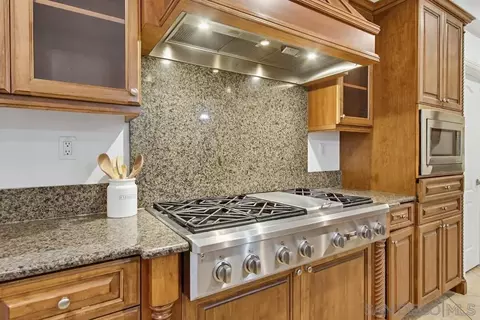 Kitchen - 6081 Cala Lily St, Santee, CA 92071 photo 2 of 5