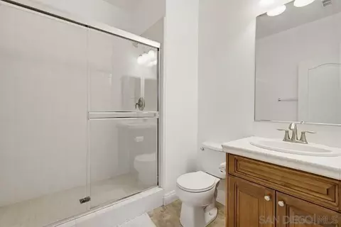 Bath - 6081 Cala Lily St, Santee, CA 92071 photo 1 of 2