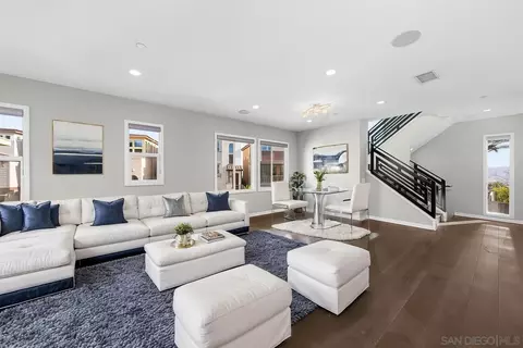 8352 Ridge Ct, San Diego, CA 92108