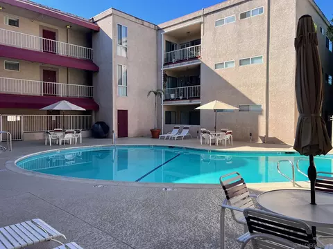 4487 Colbath Ave #207, Sherman Oaks, CA 91423