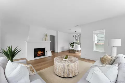 Living - 503 Rosemont St, La Jolla, CA 92037 photo 3 of 3