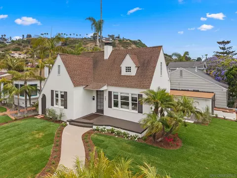 Exterior - 503 Rosemont St, La Jolla, CA 92037 photo 2 of 9