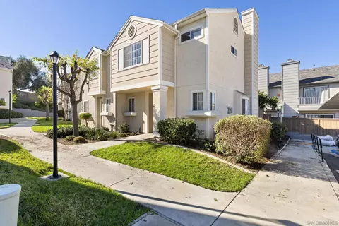 8941 Arlingdale Way, Spring Valley, CA 91977 photo 2