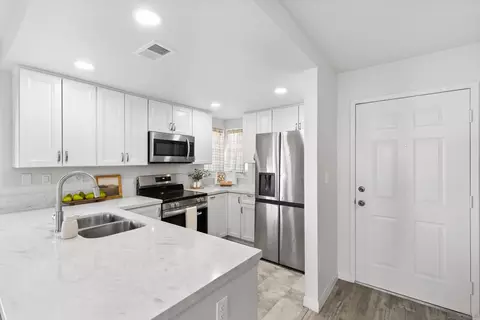 8941 Arlingdale Way, Spring Valley, CA 91977 photo 10