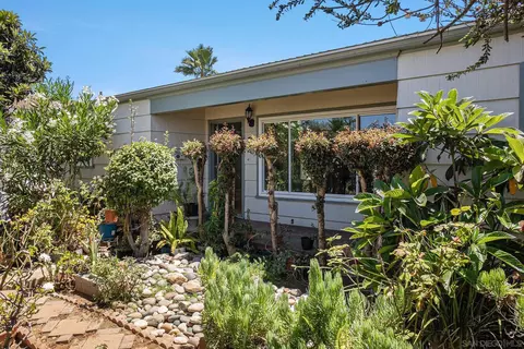 Exterior - 74 E St, Chula Vista, CA 91910 photo 3 of 22
