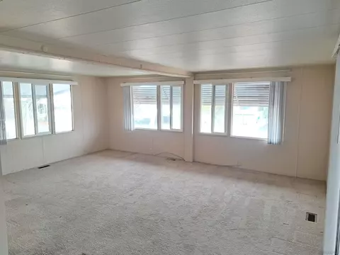 2 Bahia Ln, Oceanside, CA 92058 photo 3