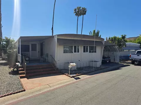 2 Bahia Ln, Oceanside, CA 92058 photo 2