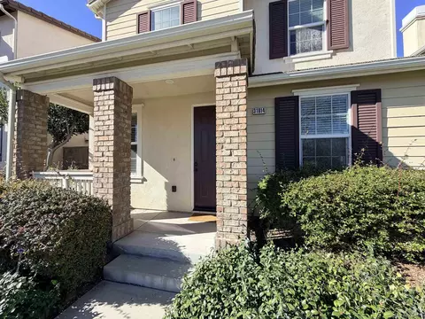 31814 Murdock Ln, Temecula, CA 92592 photo 2