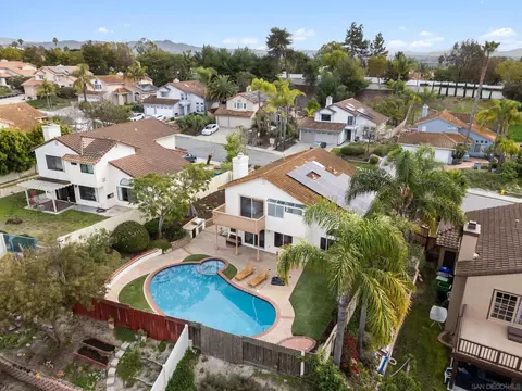 4972 Calle Sobrado, Oceanside, CA 92056 photo 26