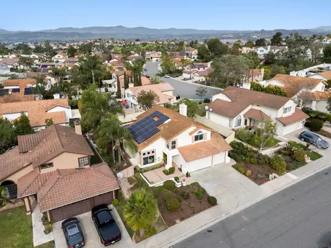 4972 Calle Sobrado, Oceanside, CA 92056 photo 27