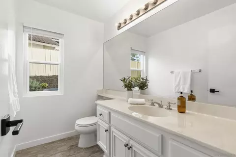 4972 Calle Sobrado, Oceanside, CA 92056 photo 19