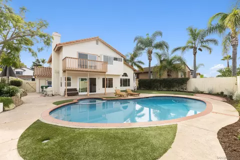 4972 Calle Sobrado, Oceanside, CA 92056