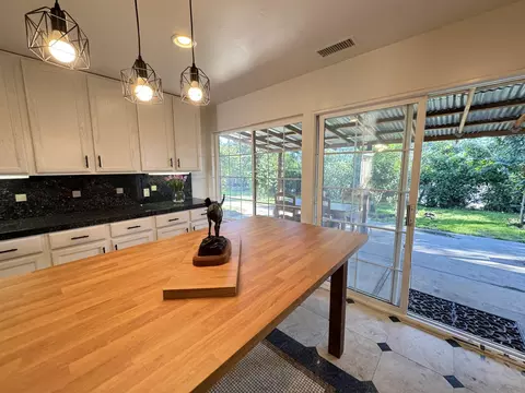Kitchen - 1531 View Pointe, Escondido, CA 92027 photo 4 of 6