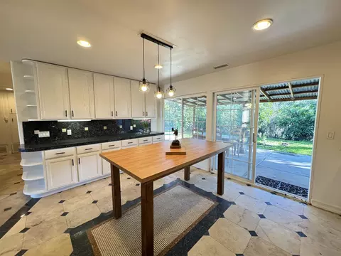 Kitchen - 1531 View Pointe, Escondido, CA 92027 photo 3 of 6