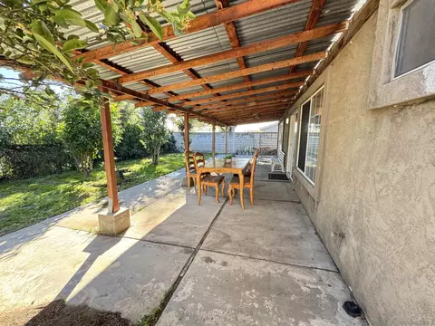Exterior - 1531 View Pointe, Escondido, CA 92027 photo 6 of 16