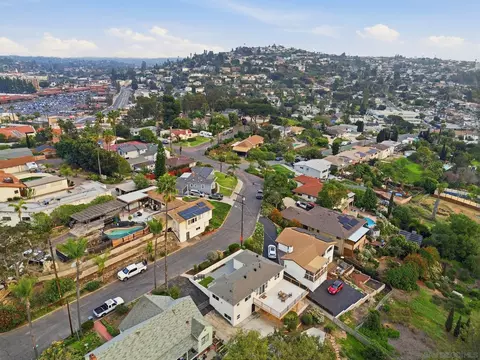View/Area - 4800 Lee Ave, La Mesa, CA 91942 photo 2 of 7