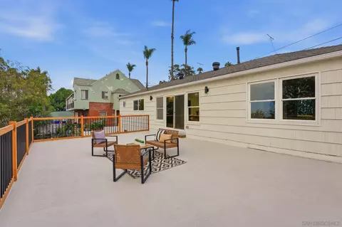Exterior - 4800 Lee Ave, La Mesa, CA 91942 photo 5 of 17
