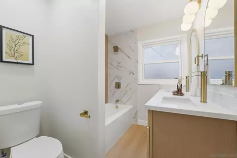 Bath - 4800 Lee Ave, La Mesa, CA 91942 photo 3 of 4