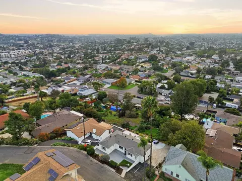 View/Area - 4800 Lee Ave, La Mesa, CA 91942 photo 4 of 7