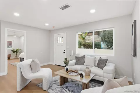 Living - 4800 Lee Ave, La Mesa, CA 91942 photo 1 of 3
