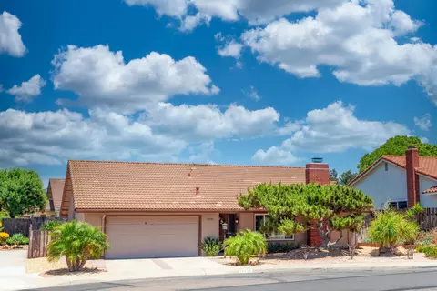 17525 Plaza Gitana, San Diego, CA 92128