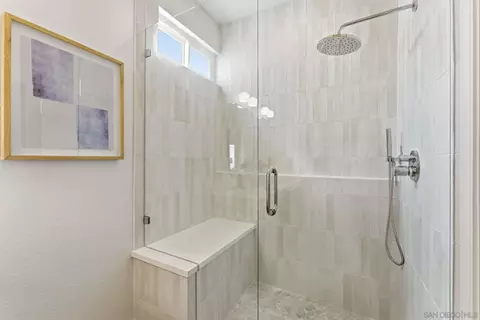 Bath - 4744 Agora Way, Oceanside, CA 92056 photo 3 of 3