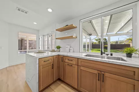 Kitchen - 1513 Powell Rd, Oceanside, CA 92056 photo 6 of 6