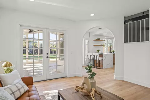 Entry Way - 1513 Powell Rd, Oceanside, CA 92056 photo 3 of 4