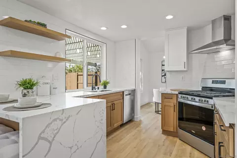 Kitchen - 1513 Powell Rd, Oceanside, CA 92056 photo 2 of 6