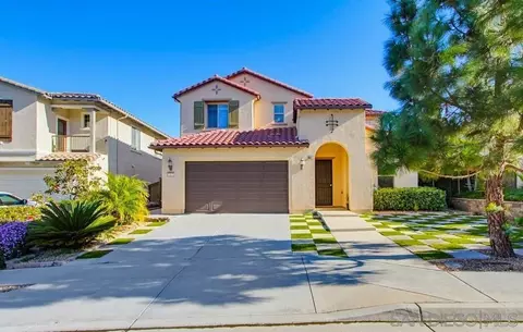 1513 Avila Ln, Vista, CA 92083