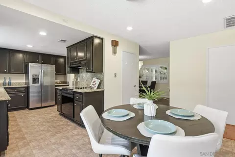 Dining - 16120 Poderio Ct, Ramona, CA 92065 photo 4 of 4
