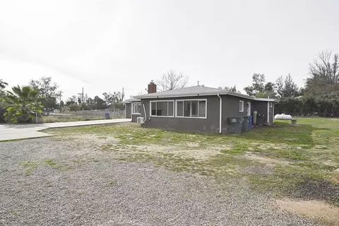 401 Washington St, Ramona, CA 92065
