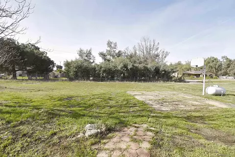Exterior - 401 Washington St, Ramona, CA 92065 photo 14 of 14