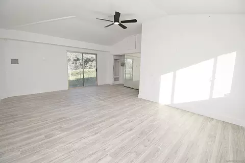Living - 401 Washington St, Ramona, CA 92065 photo 15 of 19