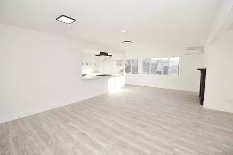 Living - 401 Washington St, Ramona, CA 92065 photo 2 of 19