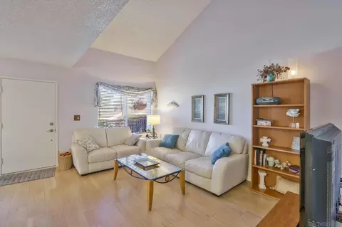 Living - 5430 Baltimore #51, La Mesa, CA 91942 photo 3 of 4