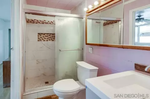Bath - 8749 Cottonwood Ave, Santee, CA 92071 photo 4 of 4