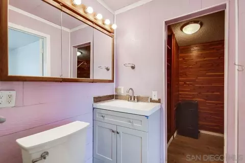 Bath - 8749 Cottonwood Ave, Santee, CA 92071 photo 3 of 4