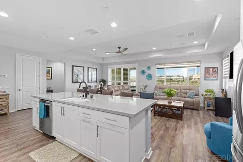 Kitchen - 32100 Sedge Way, Temecula, CA 92591 photo 7 of 7