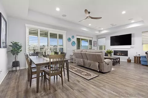 Dining - 32100 Sedge Way, Temecula, CA 92591 photo 1 of 2