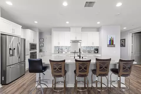 Kitchen - 32100 Sedge Way, Temecula, CA 92591 photo 5 of 7