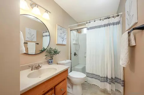 Bath - 11739 Walnut Rd, Lakeside, CA 92040 photo 2 of 2