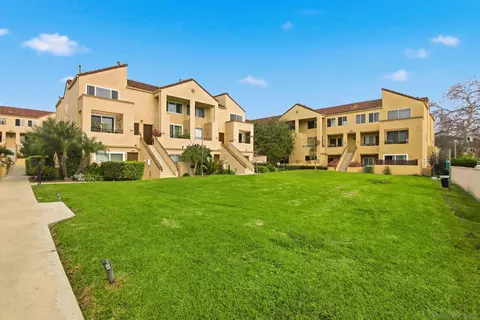 3927 Nobel Dr #42, San Diego, CA 92122
