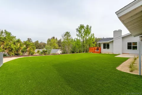 Exterior - 1602 Montgomery, Vista, CA 92084 photo 3 of 4