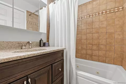 Bath - 14015 Olive Meadows Pl, Poway, CA 92064 photo 1 of 2
