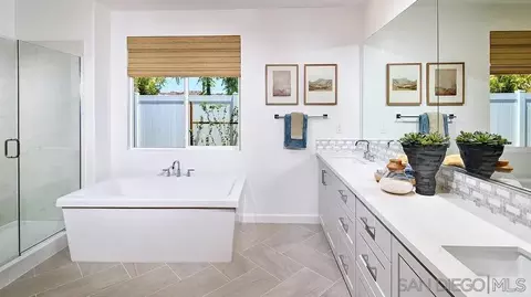 Bath - 120 Alethea Way, Oceanside, CA 92057 photo 4 of 5