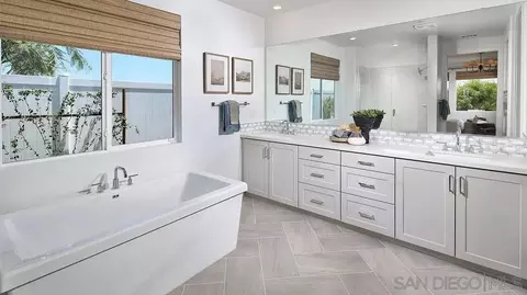 Bath - 120 Alethea Way, Oceanside, CA 92057 photo 5 of 5